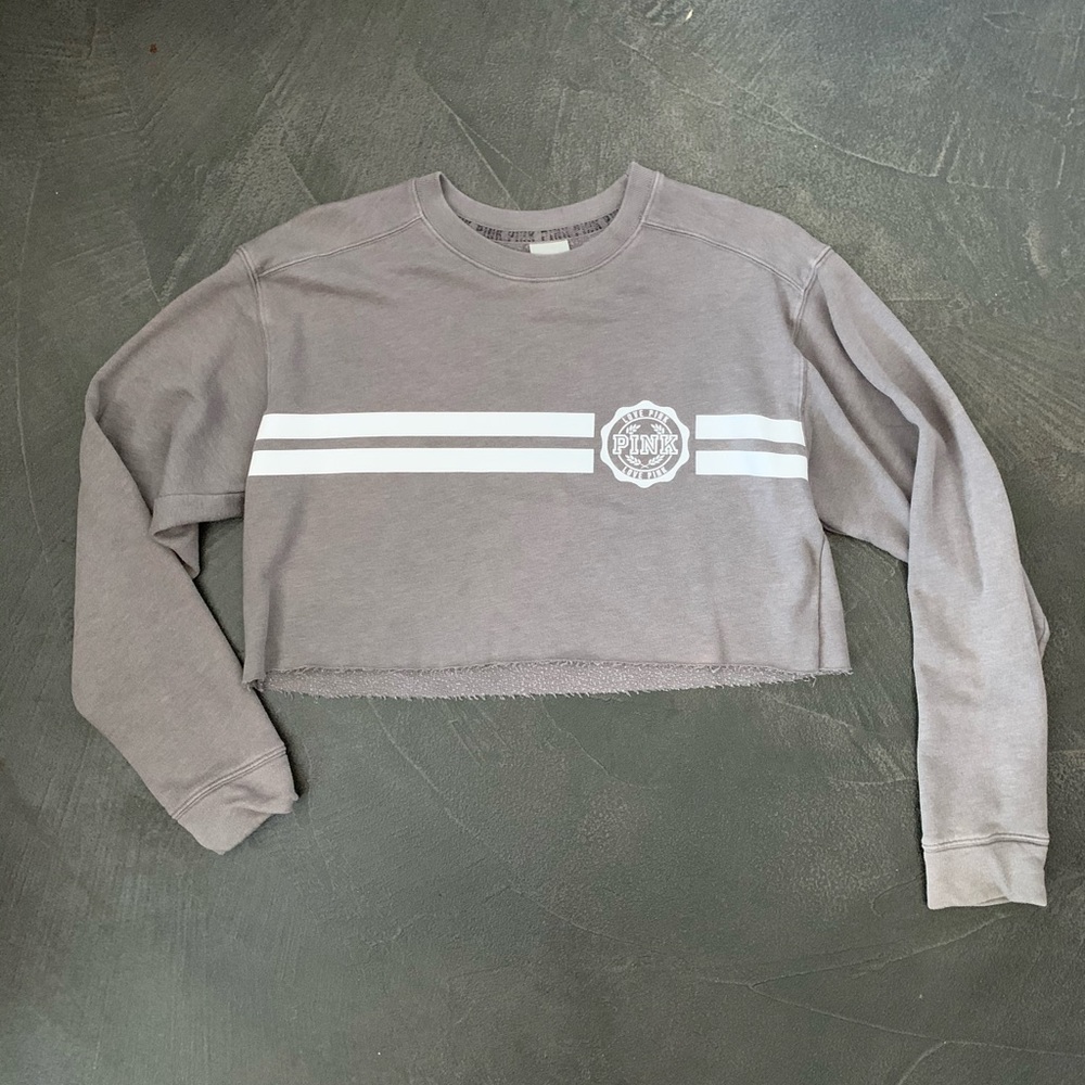 Grey vs crop sweater
